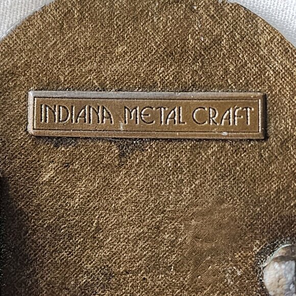 Benchmark Sour Mash Premium Bourbon Vintage 1970 Belt Buckle Indiana Metal Craft - Picture 5 of 5